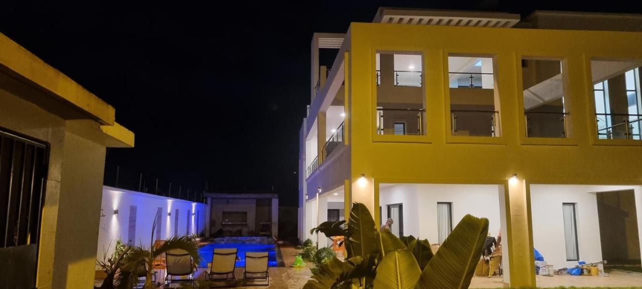 Villa Bolati, Avec Piscine, Jacuzzi, Jardin Et Vue Bonoua Exterior foto